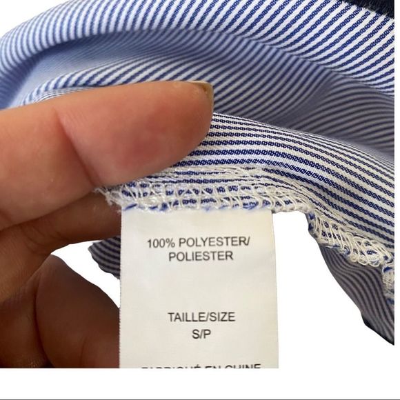 NWT Belle Vere Bell Sleeve Stripe Blouse Size small Blue/White - Picture 5 of 6